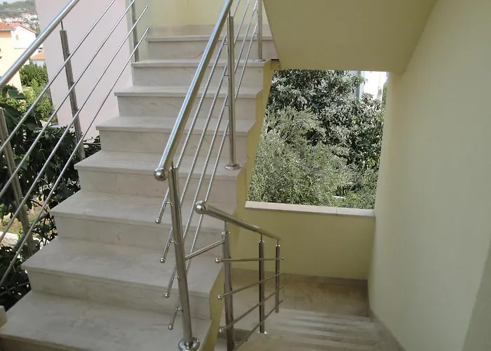 Vito Apartmán